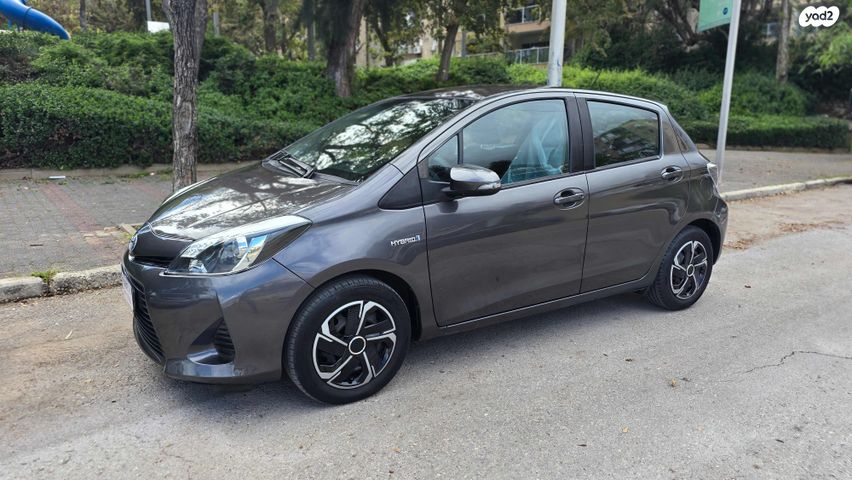 מודעת רכב טויוטה יאריס