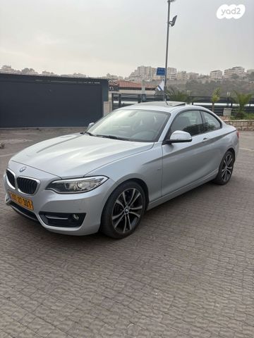 מודעת רכב ב מ וו סדרה 2