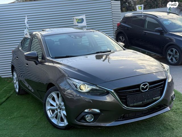 מודעת רכב מאזדה 3
