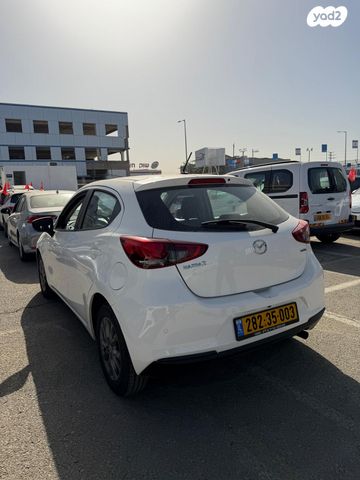 מודעת רכב מאזדה 2 2