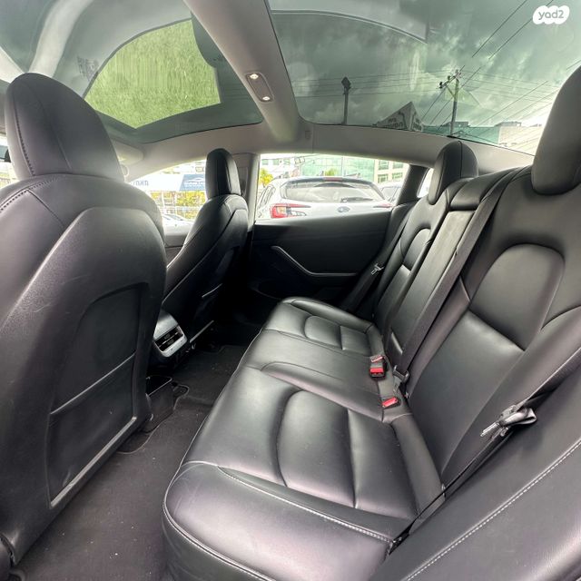 מודעת רכב טסלה מודל 3 2