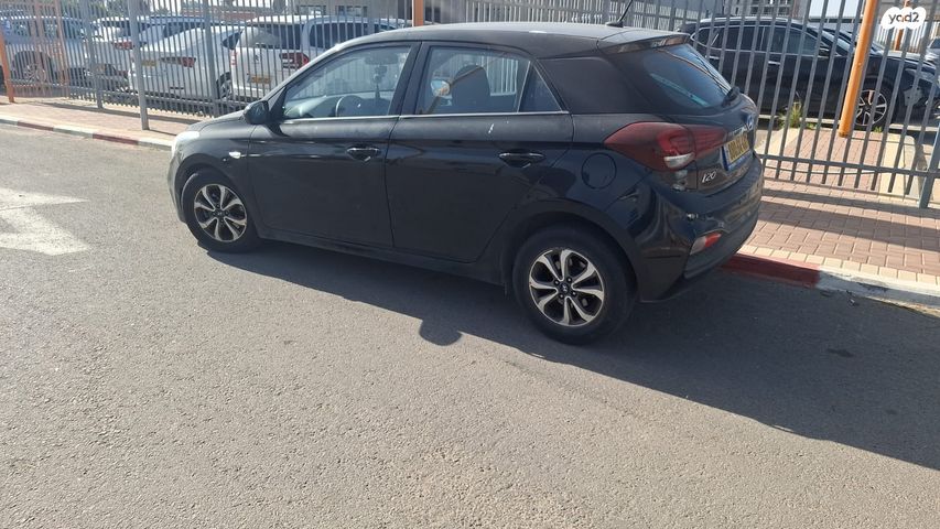 מודעת רכב יונדאי i20