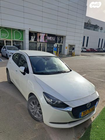 מודעת רכב מאזדה 2