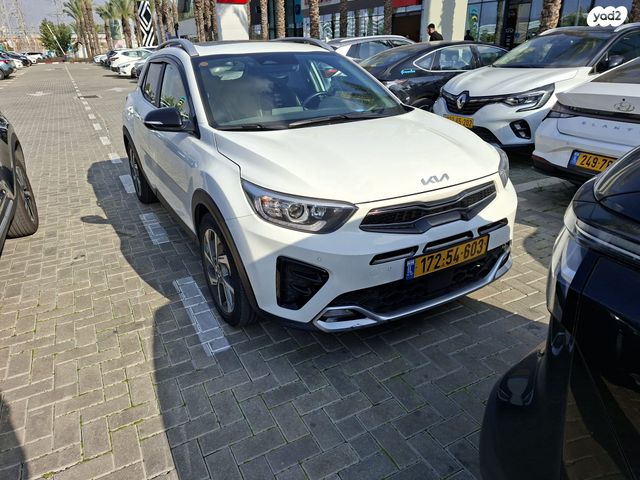 מודעת רכב קיה סטוניק