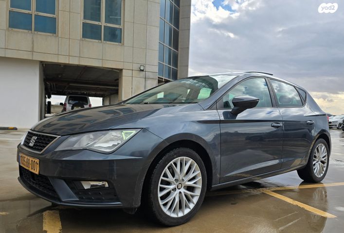 מודעת רכב סיאט לאון