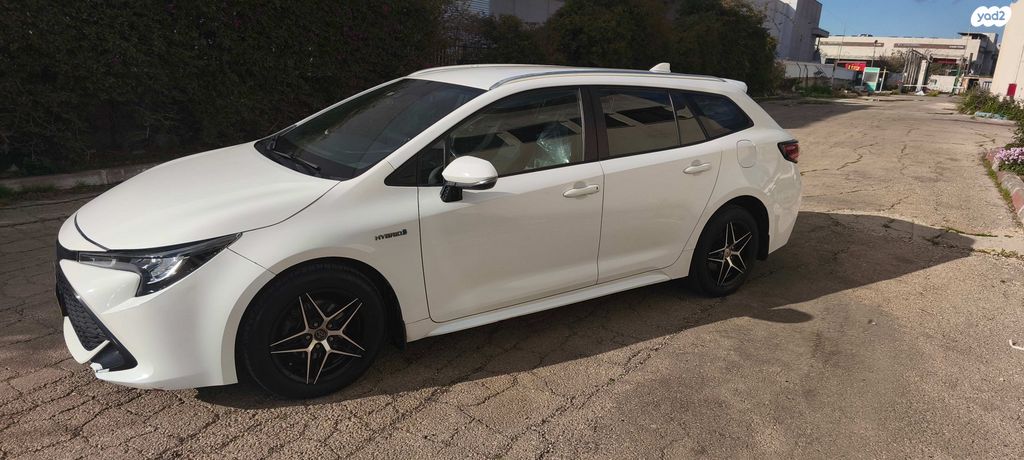 מודעת רכב טויוטה קורולה