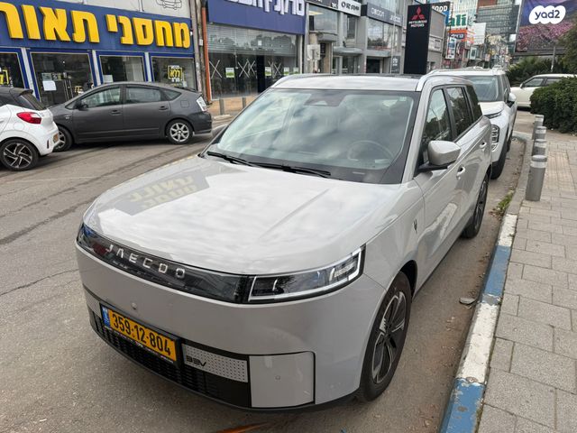 מודעת רכב ג'אקו J5