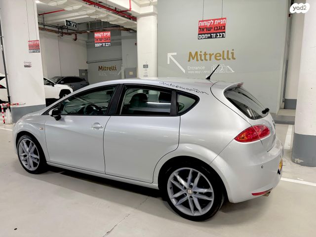 מודעת רכב סיאט לאון