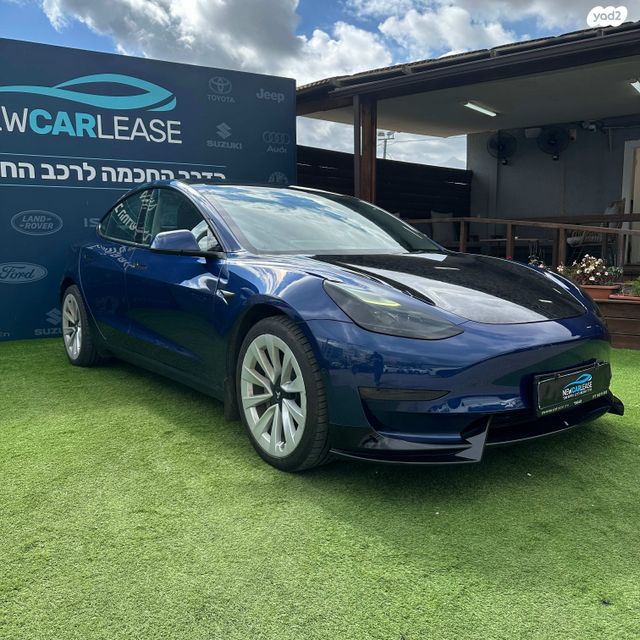 מודעת רכב טסלה מודל 3
