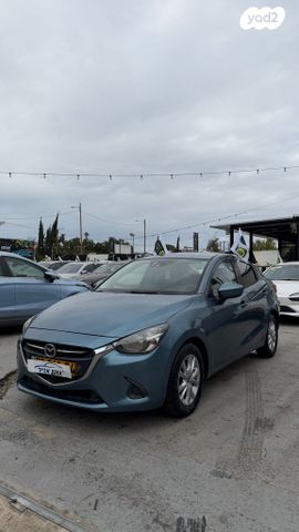מודעת רכב מאזדה 2