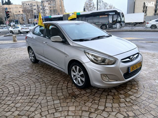 מודעת רכב יונדאי אקסנט i25 2