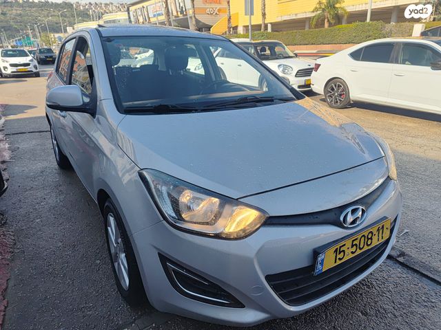 מודעת רכב יונדאי i20