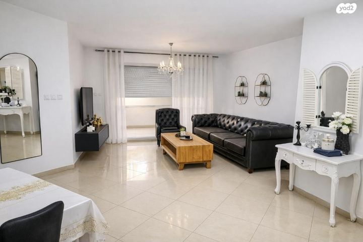 ישראל גלילי 23