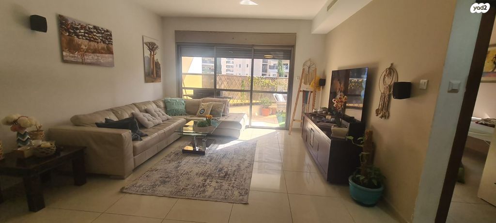 אריה בראון 20