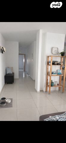 אבא הלל סילבר 16