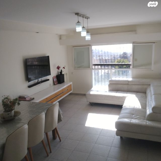 מזל מאזניים 10