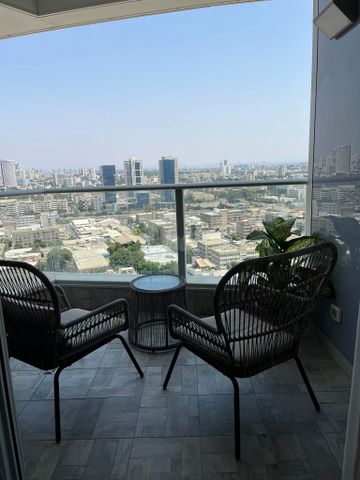 דירה למכירה בתל אביב יפו — 2