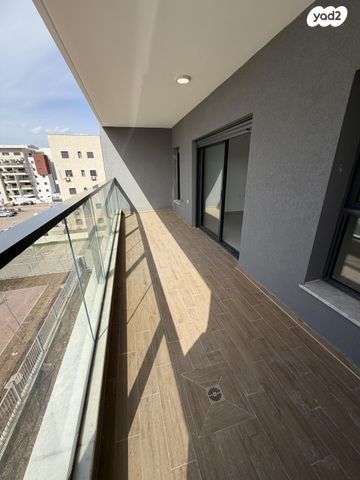 יצחק שמיר 50