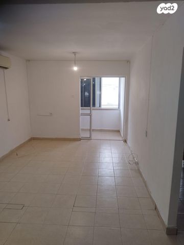 יוסף שפרינצק 312