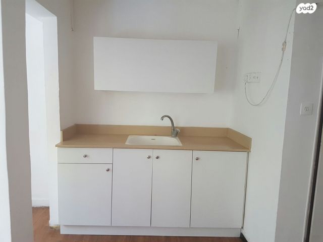 אברהם אבו שדיד 13