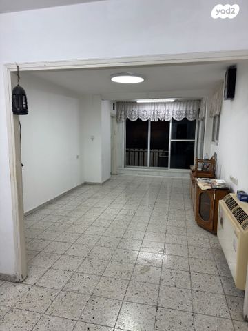 דרך זאב ז'בוטינסקי 19