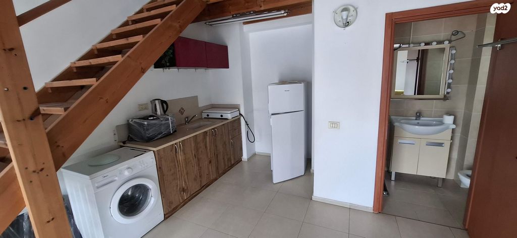 יציאת אירופה 32