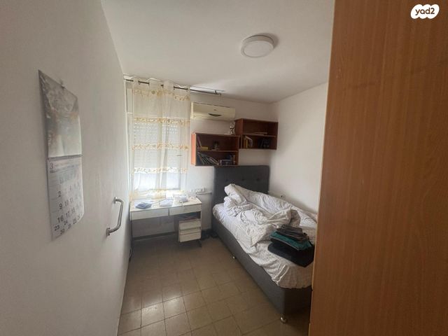 גיורא יוספטל 32