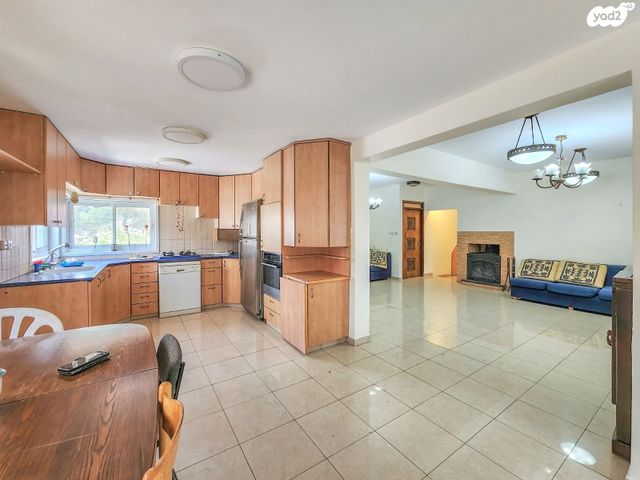 יעקב טהון 18