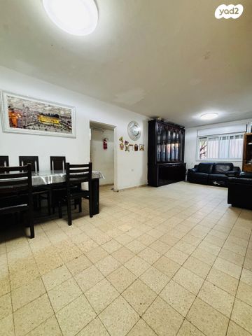 מעגלות הרב פרדס 