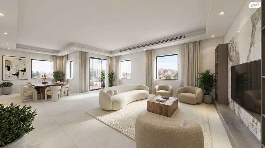 טלביה, קוממיות