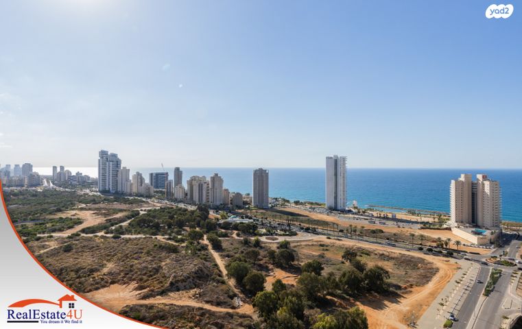 אמנון ליפקין שחק 