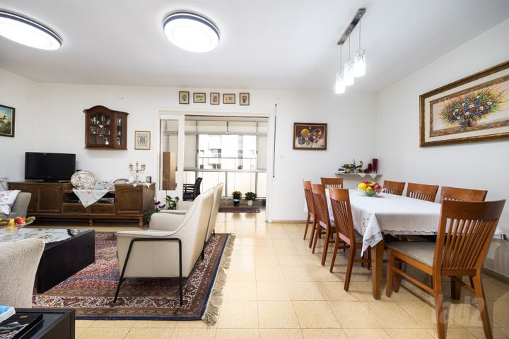 דירה למכירה בירושלים (תיווך) — 4