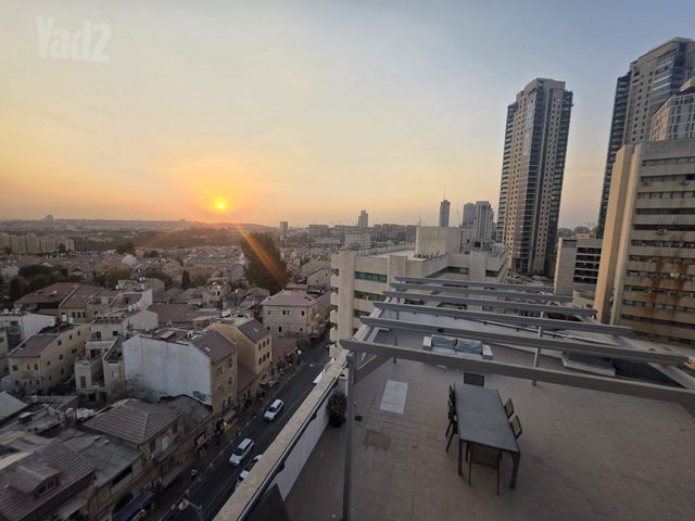 דירה למכירה בירושלים (תיווך) — 5