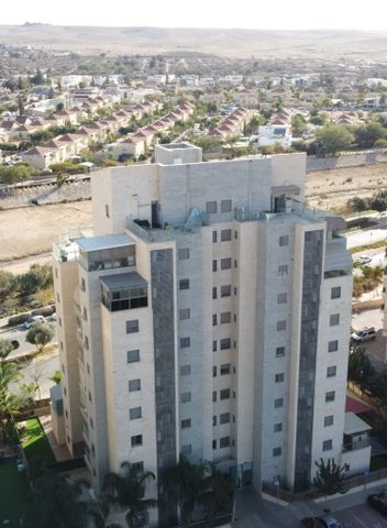 נווה זאב, נאות אילן