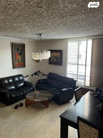 הרב הרצוג 30