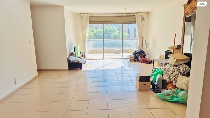 דירה, רמתיים, הוד השרון