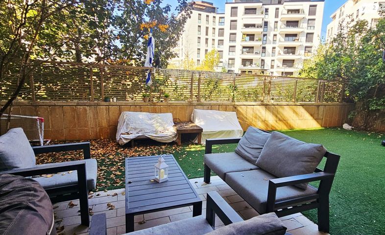 יאיר רוזנבלום 