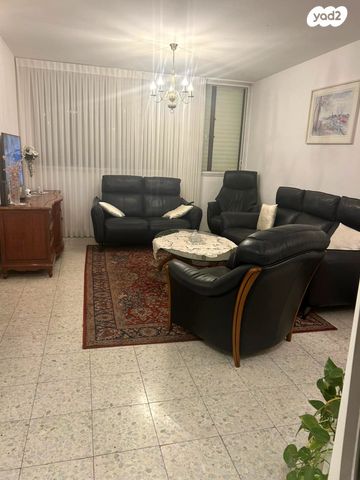 הנרייטה סולד 115