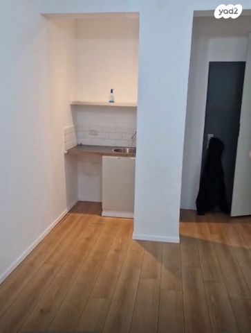 יגיע כפיים 2