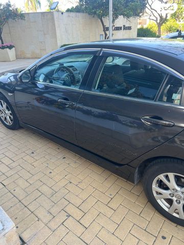 מודעת רכב מאזדה 6