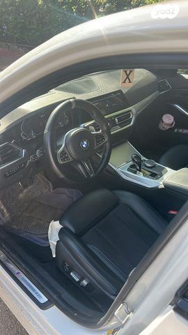 מודעת רכב ב מ וו סדרה 3