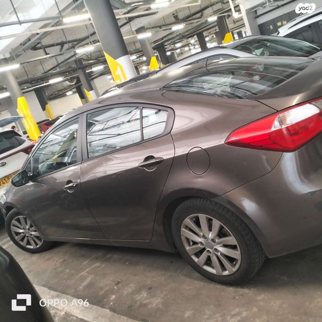 מודעת רכב קיה פורטה 