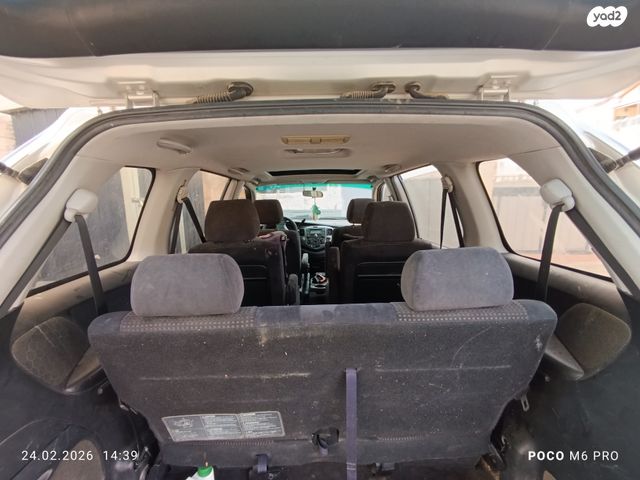 מודעת רכב מאזדה MPV
