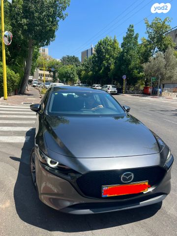 מודעת רכב מאזדה 3