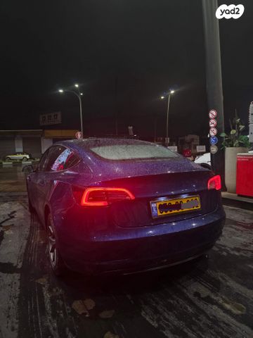 מודעת רכב טסלה מודל 3