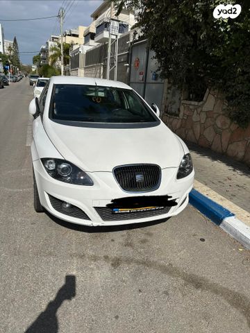מודעת רכב סיאט לאון