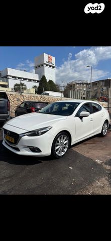 מודעת רכב מאזדה 3