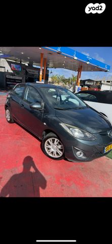 מודעת רכב מאזדה 2