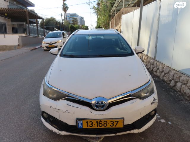 מודעת רכב טויוטה אוריס