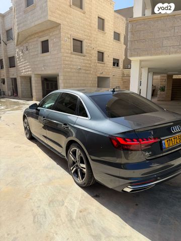 מודעת רכב אאודי A4